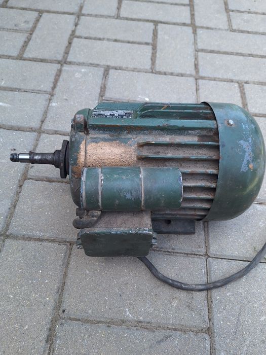 Електрически двигател асинхронен 4.8 А, 220 V, 0.55 kW