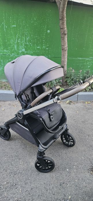 Продам коляску kidillo в отличном состоянии