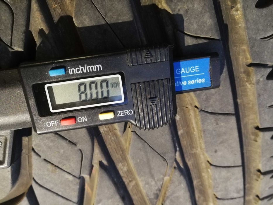 235/60/16  летни  Унироял дот1021 на джанти от Кия Спортидж