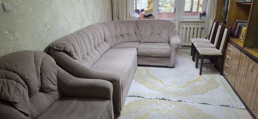 Срочно продам ДИВАН УГЛОВОЙ