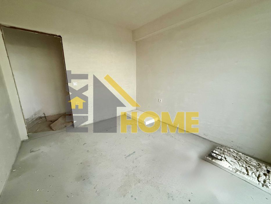 Просторен тристаен апартамент в нова сграда с ГАРАЖ