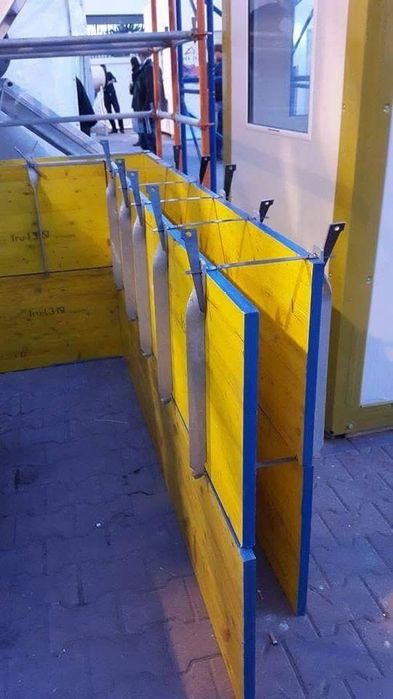 Panouri cofraje doka, Accesorii, Popi metalici si schele