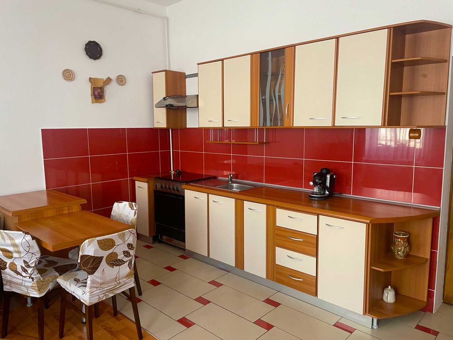 Casă 400 mp cu teren generos | Zonă centrală Beclean