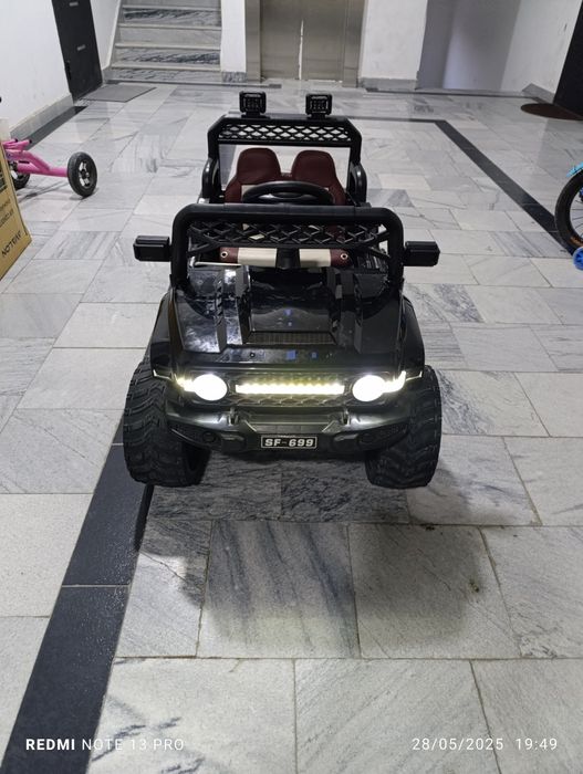 Bolalar mashinasi ikki kishilik pulti zaryadchiki bilan komplekt tuliq