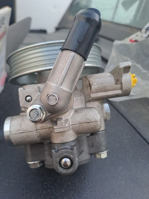 Насос гидроусилителя Субару Форестер,аутбэк