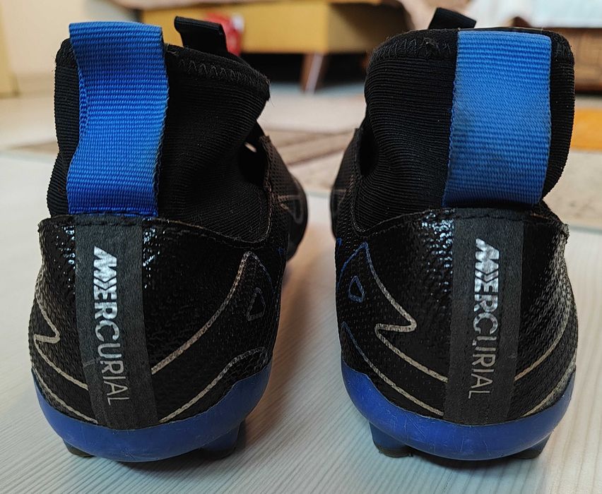 Номер 38 Бутонки, Футболни обувки Nike Pro FG