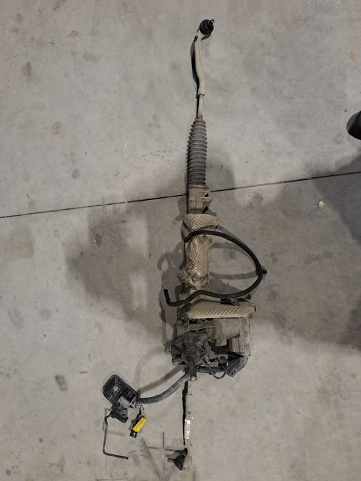 кормилна рейка peugeot 308 2018година