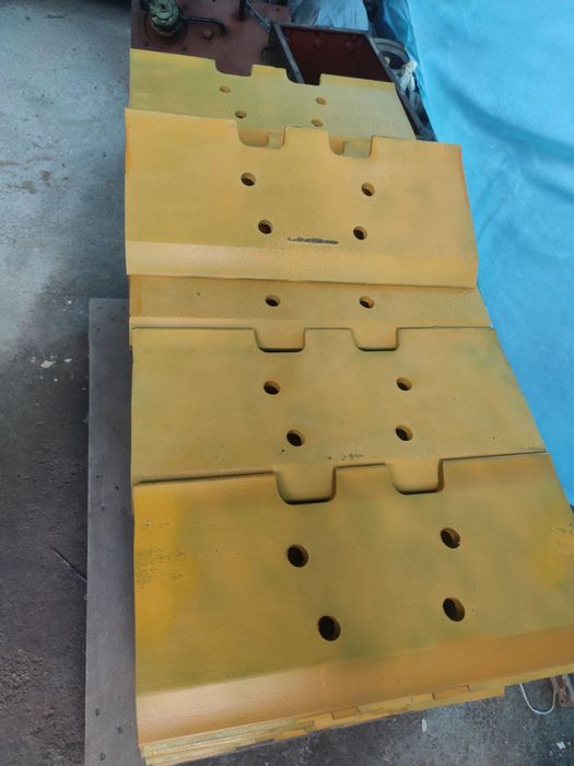 Гусеницы ходовая часть на спецтехнику