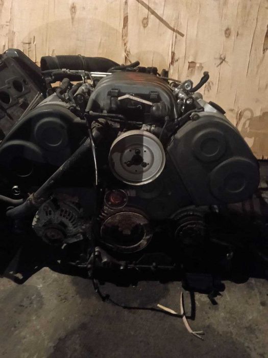 Двигатель AVK 3.0 Audi A4 A6 бек