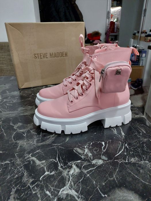 Ghete Steve Madden nr 38