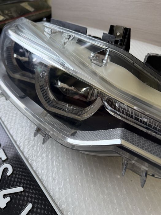 Фар десен BMW F30 Adaptive LED БМВ Ф30 Перфектен