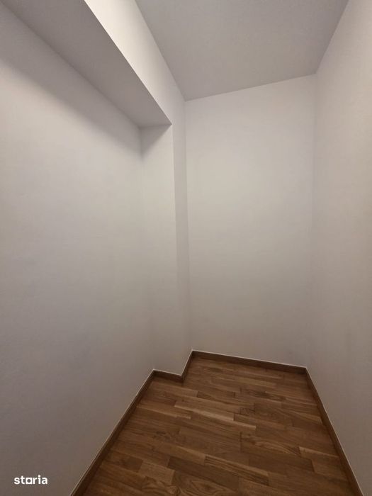 Baneasa Green Lake Complex Apartament 4 Camere  Loc Parcare Si Boxa