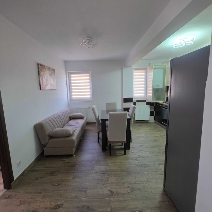 Inchiriez apartament, pret 420 euro