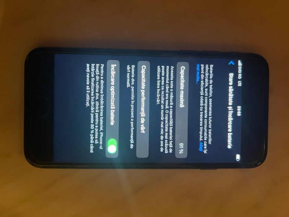 Vand iPhone 8 64 gb ca nou