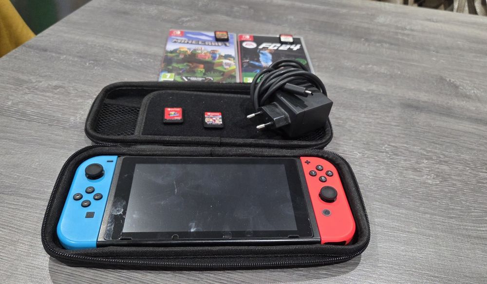 Vând Nintendo Swich