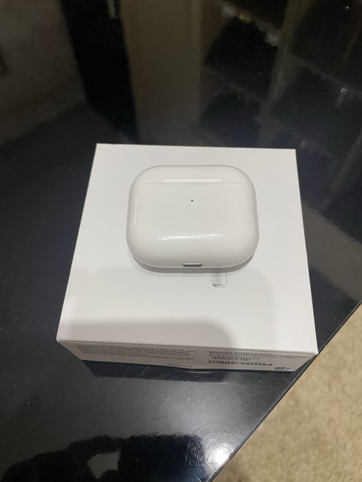 Air pods 3gn folosite o data