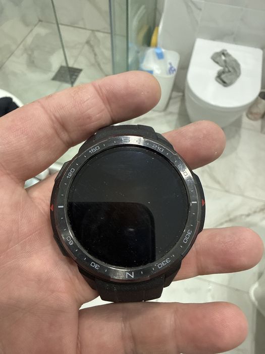 Продам смарт часы Honor Watch gs pro