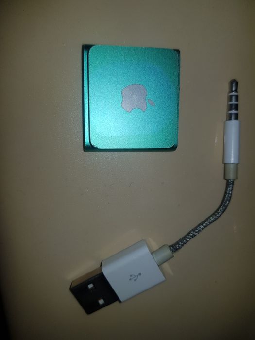 Мр3 apple оригинал сотилади.