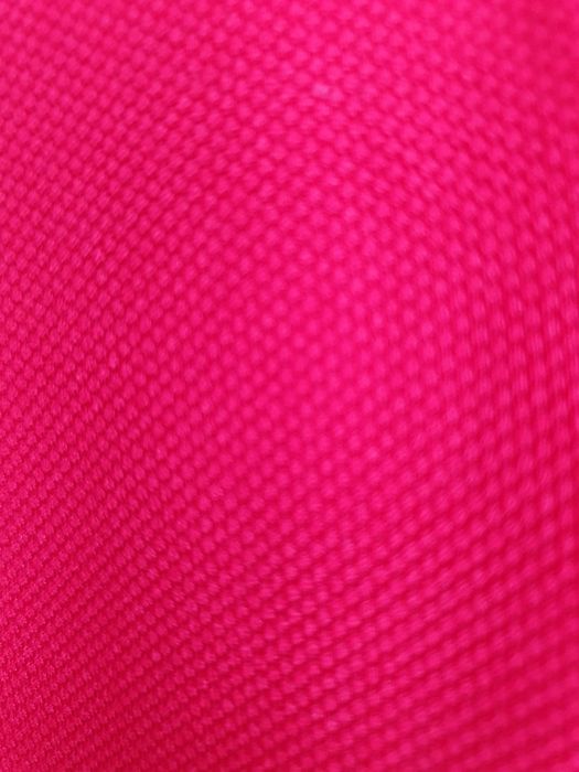 Rochie rosie umeri goi