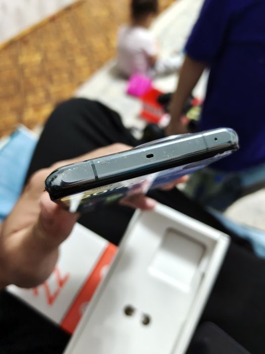 Oneplus 11 - продаётся
