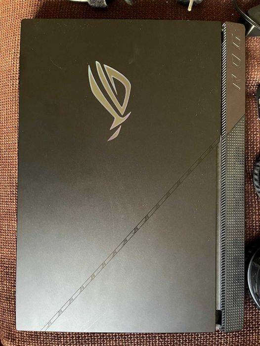 Set Gaming ASUS ROG Strix SCAR 15 (2022) | i9 12th Gen | RTX 3070 Ti 150W | 32GB RAM DDR5 | Ecran 300Hz