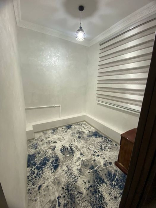 Chilonzor 19 2/4/4 srochni sotiladi