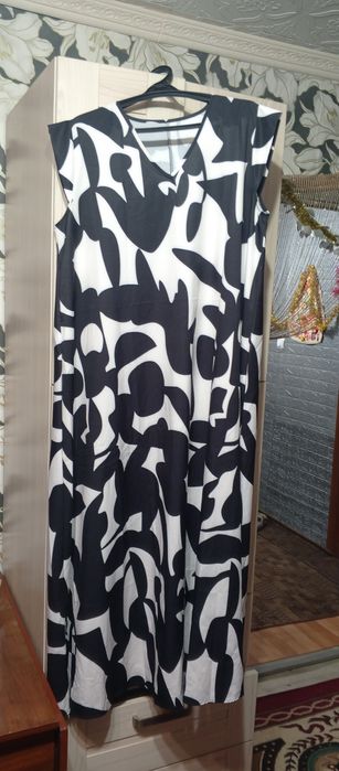 Платье  женское.