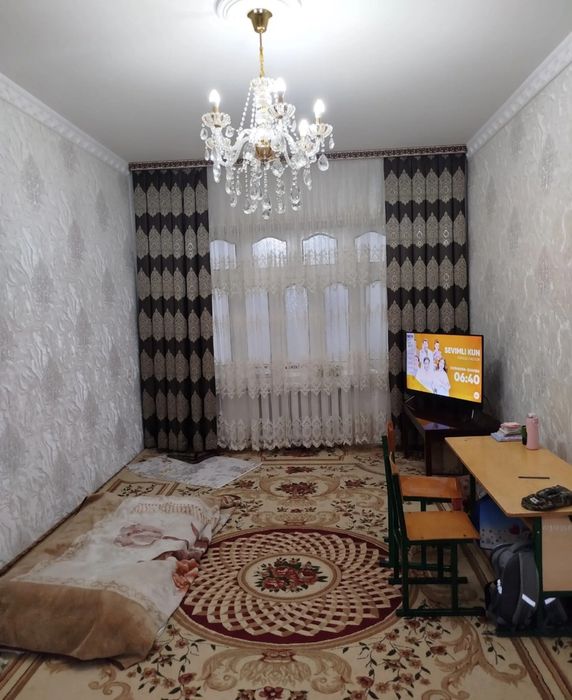 Юнусабад 19 квартал. Продается квартира 3/2/5