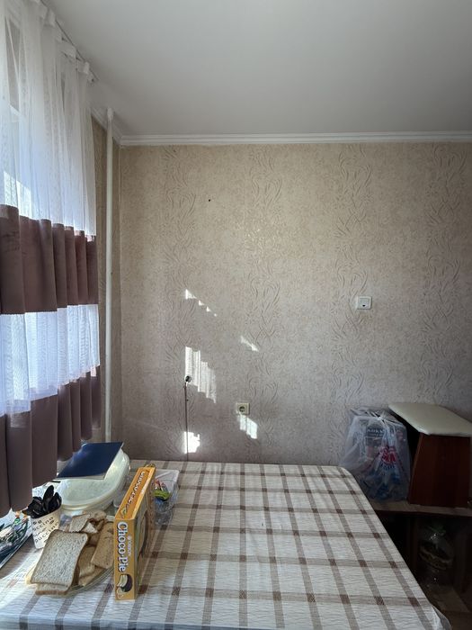 4мкр 3эт 3ком срочно