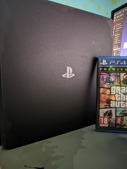PlayStation 4 slim 1000gb