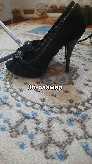 Босоножки 36-размер