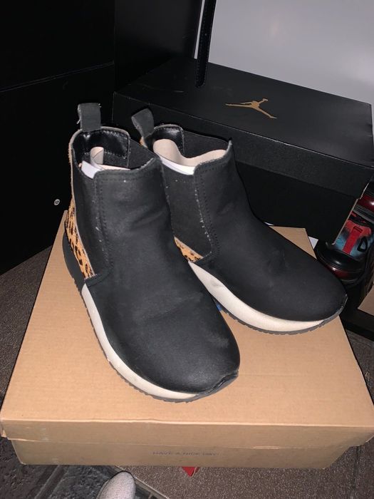 Обувки за момиче тип боти размер 33