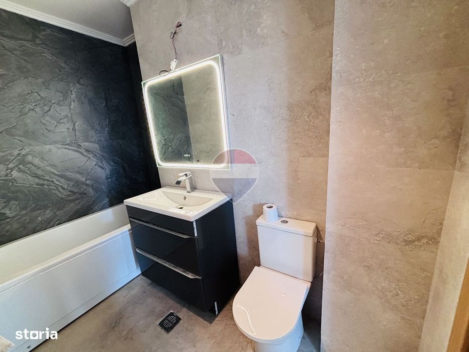 Casă / Vilă de vanzare Tunari