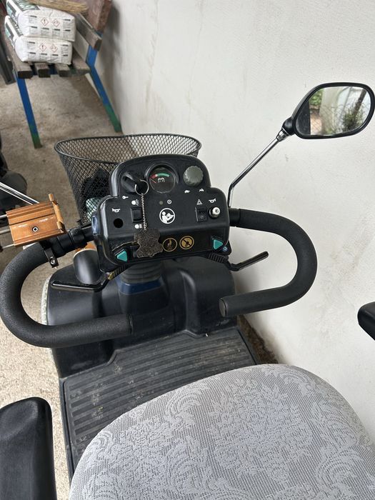 Инвалиден скутер