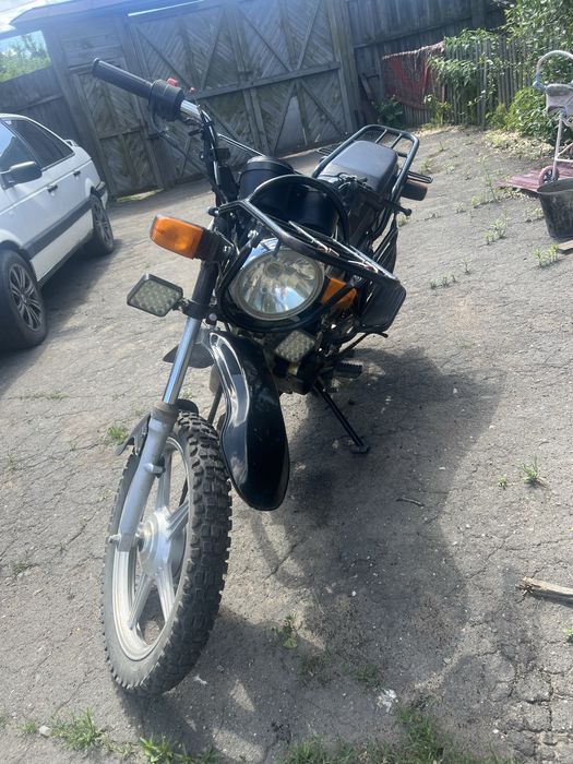 Продам мотоцикол яки 200 куб