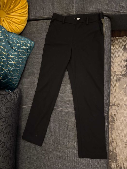 Черен панталон ZARA, размер EUR 38, UK 10