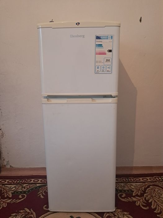 Продам холодильник почти новый