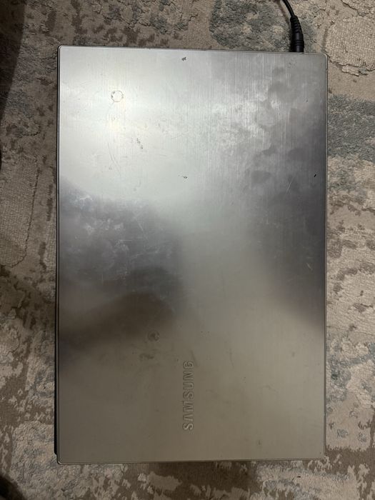 Продаю ноутбук Samsung