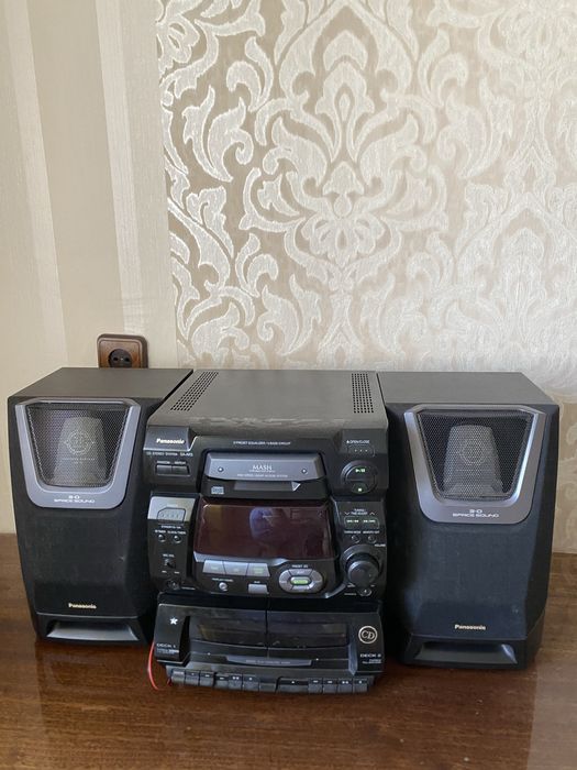 Музыкальный центр