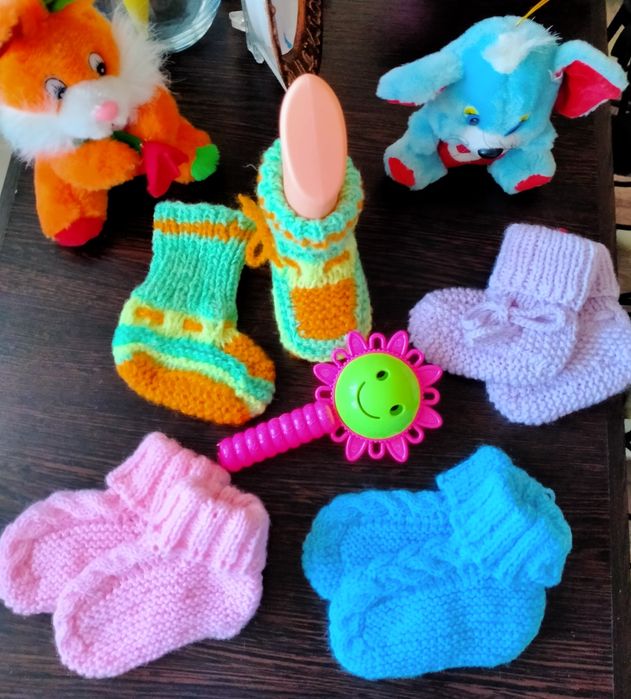 Ручное вязание. Носочки- следочки.