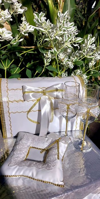 Продам новые наборы для молодожен