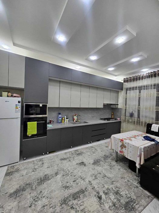 Сергели .Хонтепа Продам отличный 7 комнатный дом на 2.25 сотках.