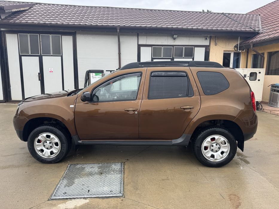 Vabd Dacia Duster 4x4 1.6Benzina + GPL Inaltat 5cm Miresu Mare • OLX.ro