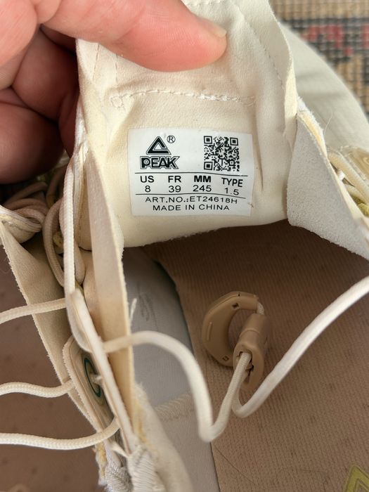 Кроссовки Peak 38-39 р стелька 25