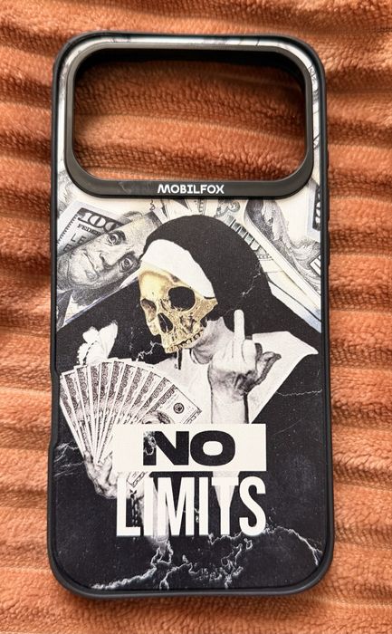 Case от MobilFox за 17 Pro Max