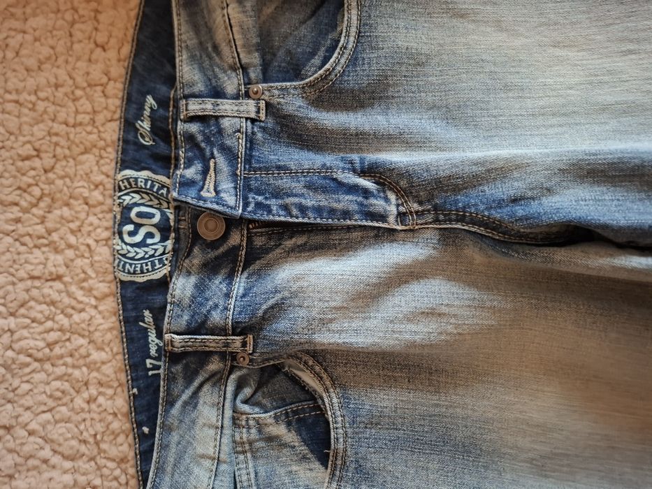 Дънки,клинове и пола-панталон от САЩ