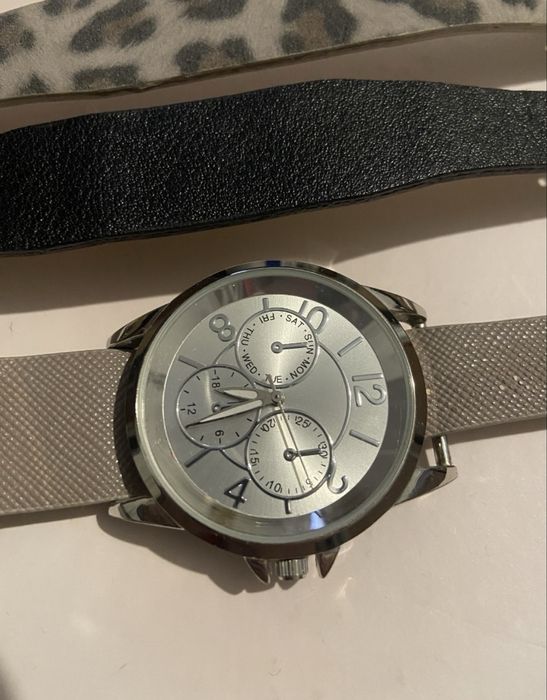 Сет дамски часовници