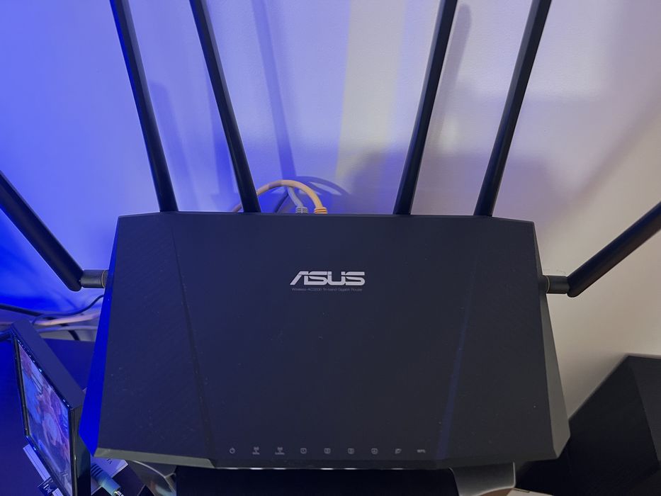 Безжичен рутер Asus RT- AC 3200