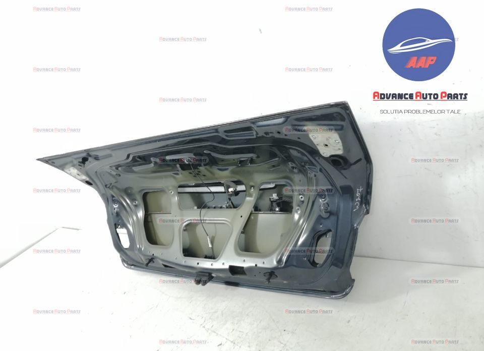 Оригинален заден капак Mercedes-Benz E-Class / Мерцедес-Бенц Е-Клас W2