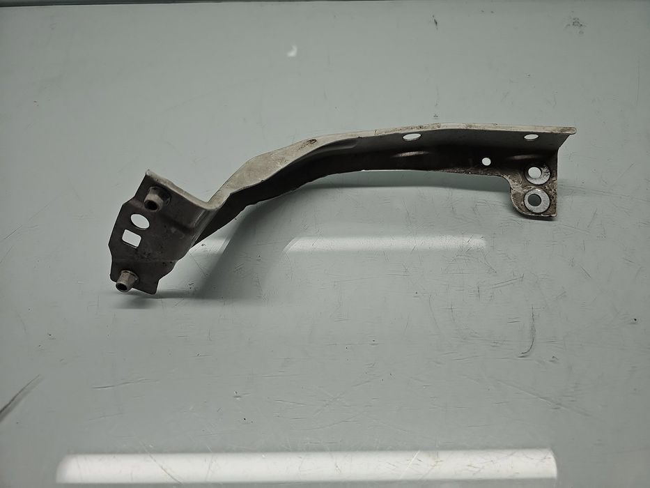Suport aripa stanga fata Volkswagen UP [Fabr 2011-2019] 1S0821141